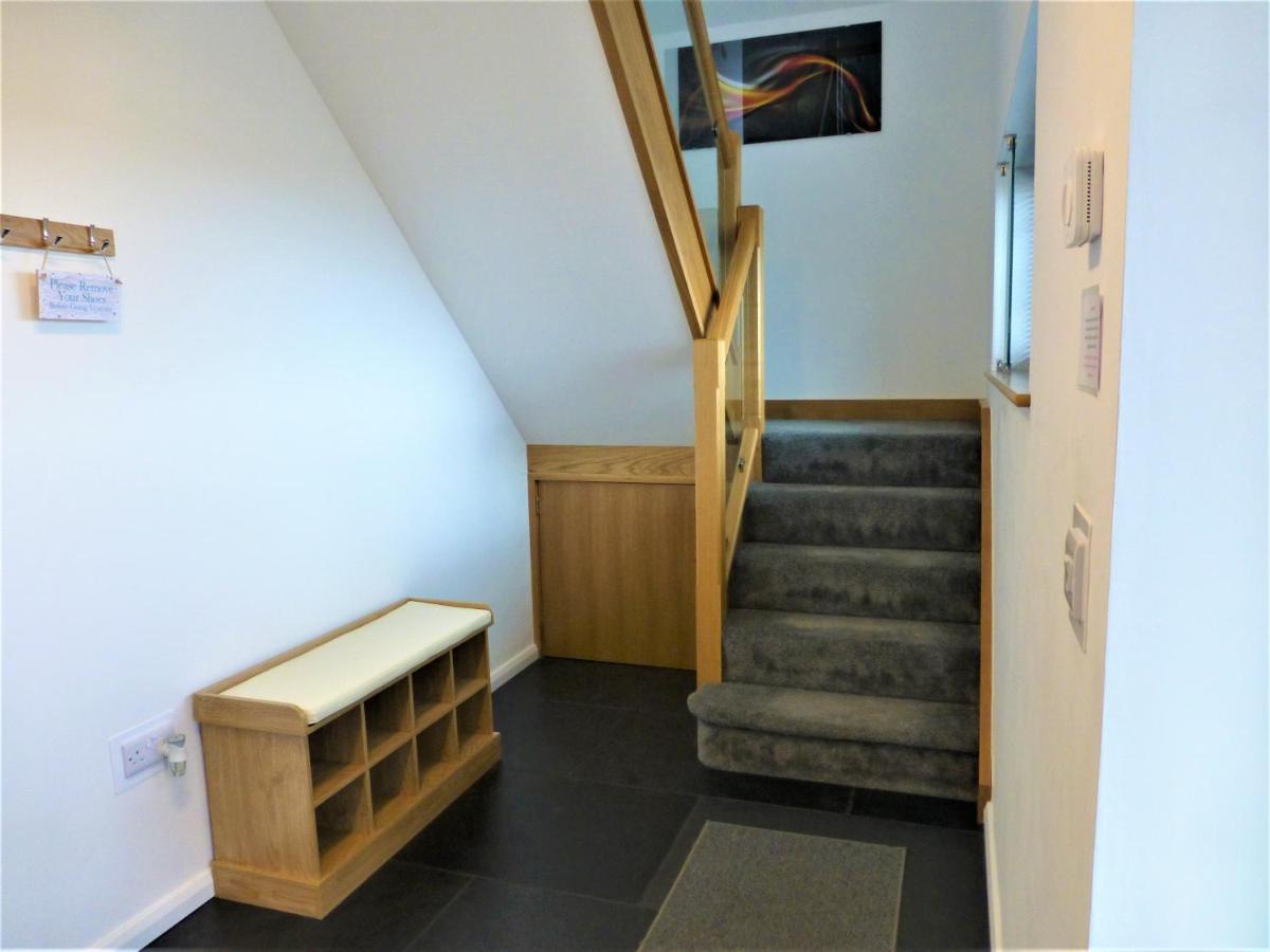 Gerycastell Luxury Holiday Apartment With Stunning Views & Ev Station Point Carmarthen Exterior photo