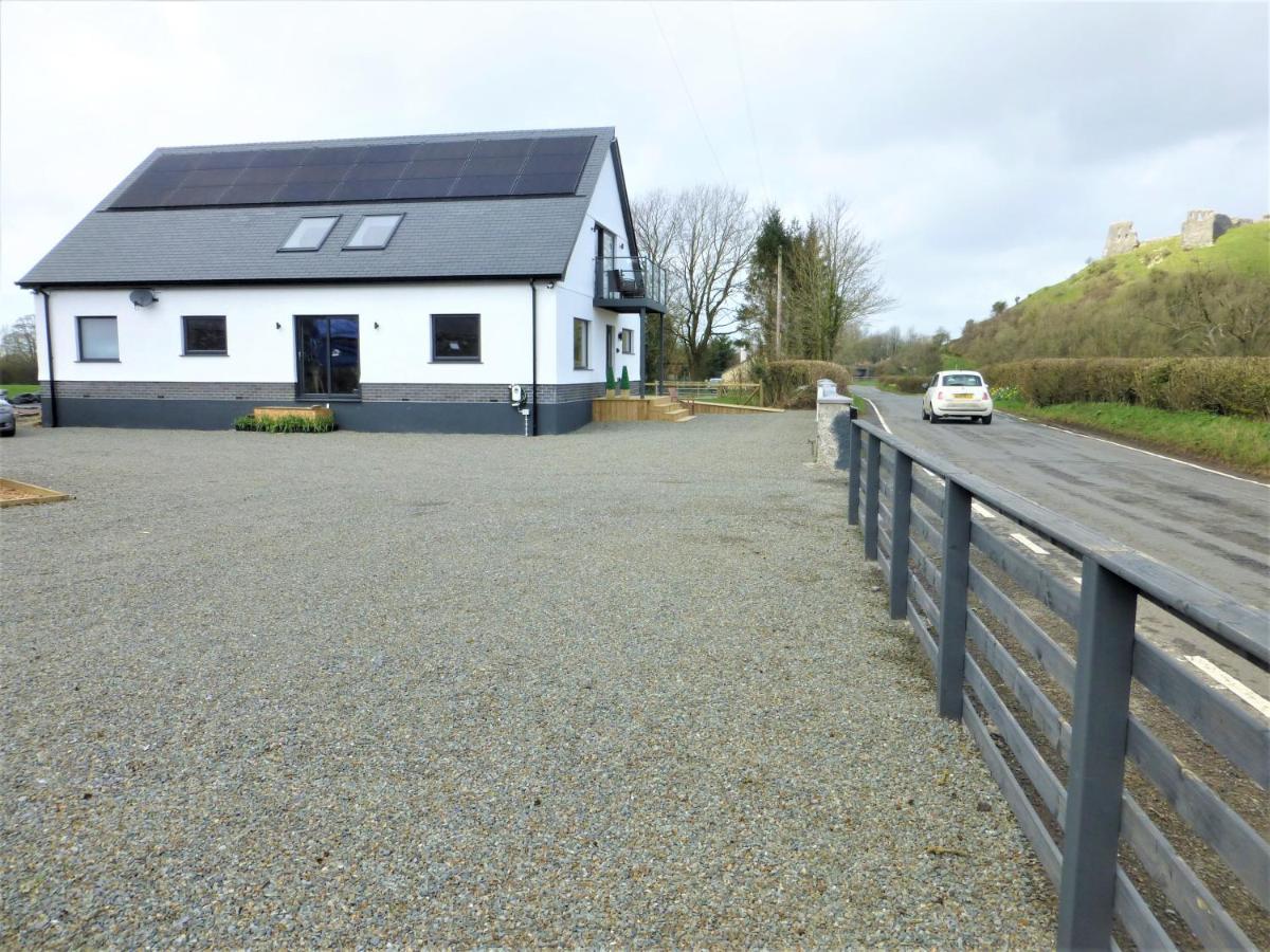 Gerycastell Luxury Holiday Apartment With Stunning Views & Ev Station Point Carmarthen Exterior photo